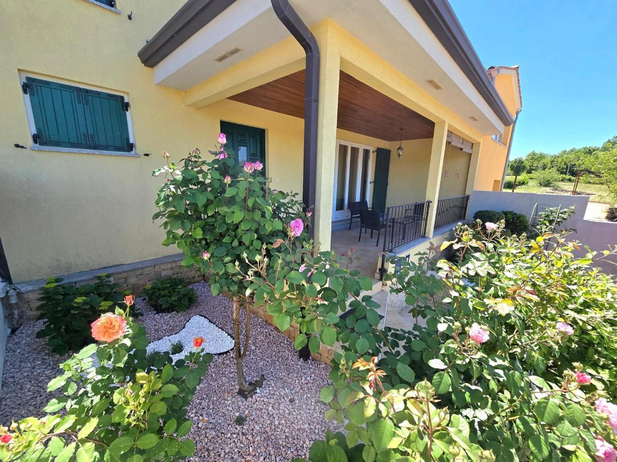 Villa Danica Labin  Exteriör bild